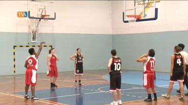 Basket  ESA 48  vs Ovarense 58